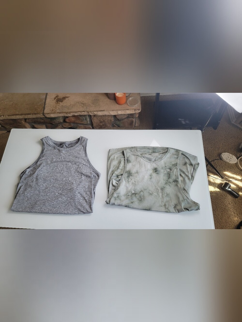 LOT OF 2 LULULEMON TANK TOPS, SZ LARGE